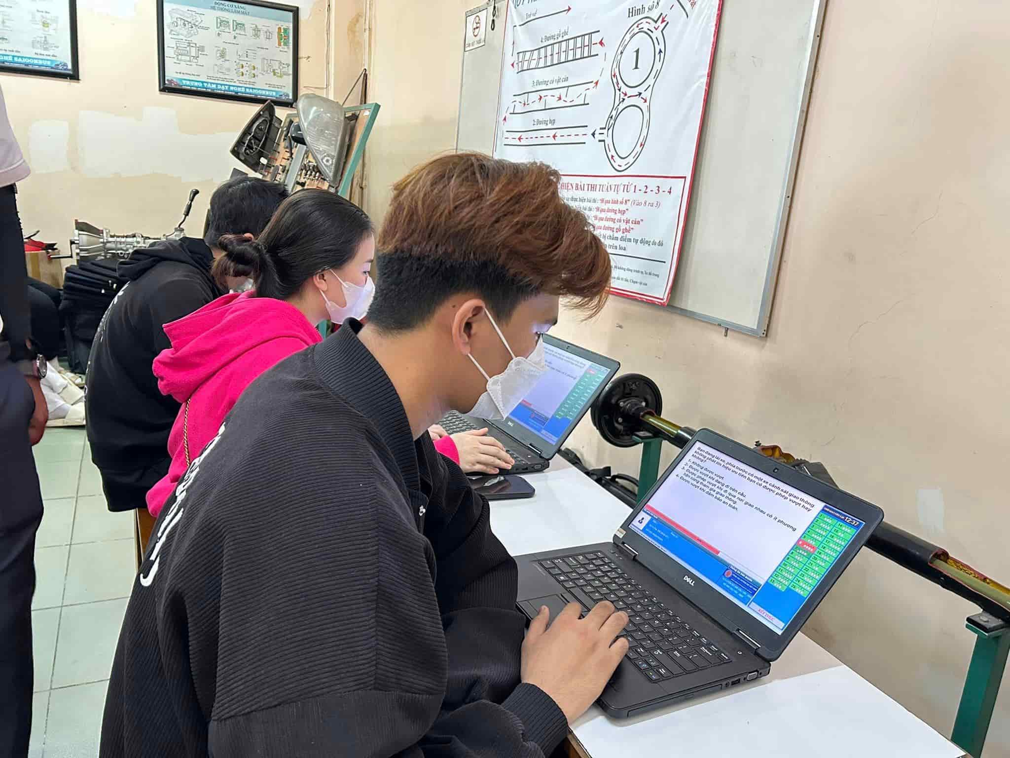 trường đào tạo lái xe ở bình tân uy tín