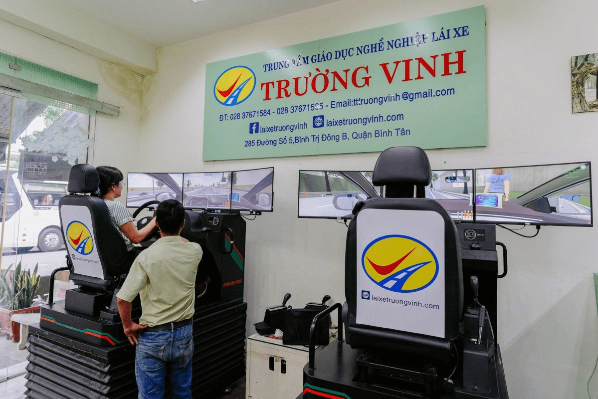 LÁI MÔ PHỎNG - TRƯỜNG VINH