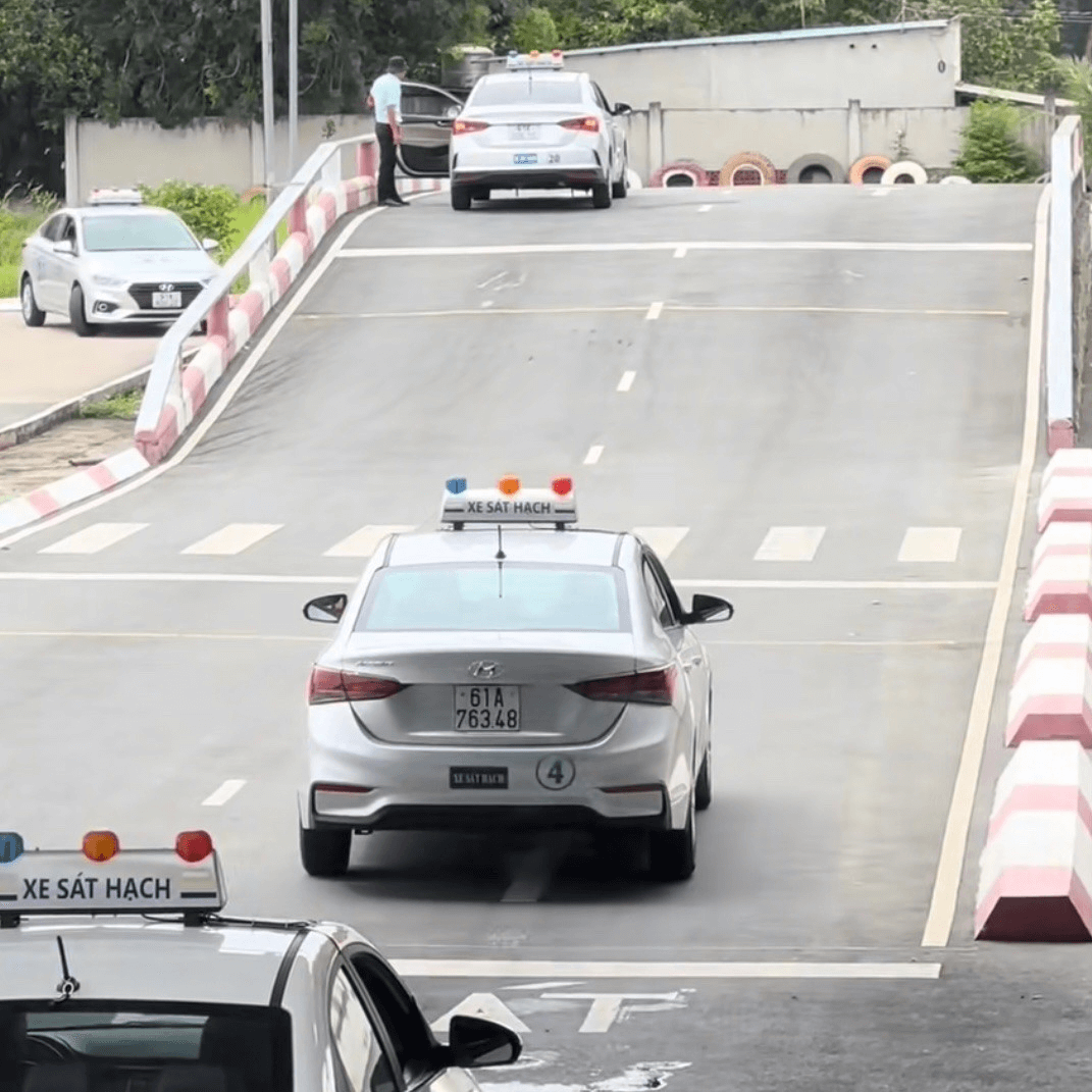 thi sát hạch 