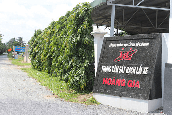 TT Hoàng Gia 