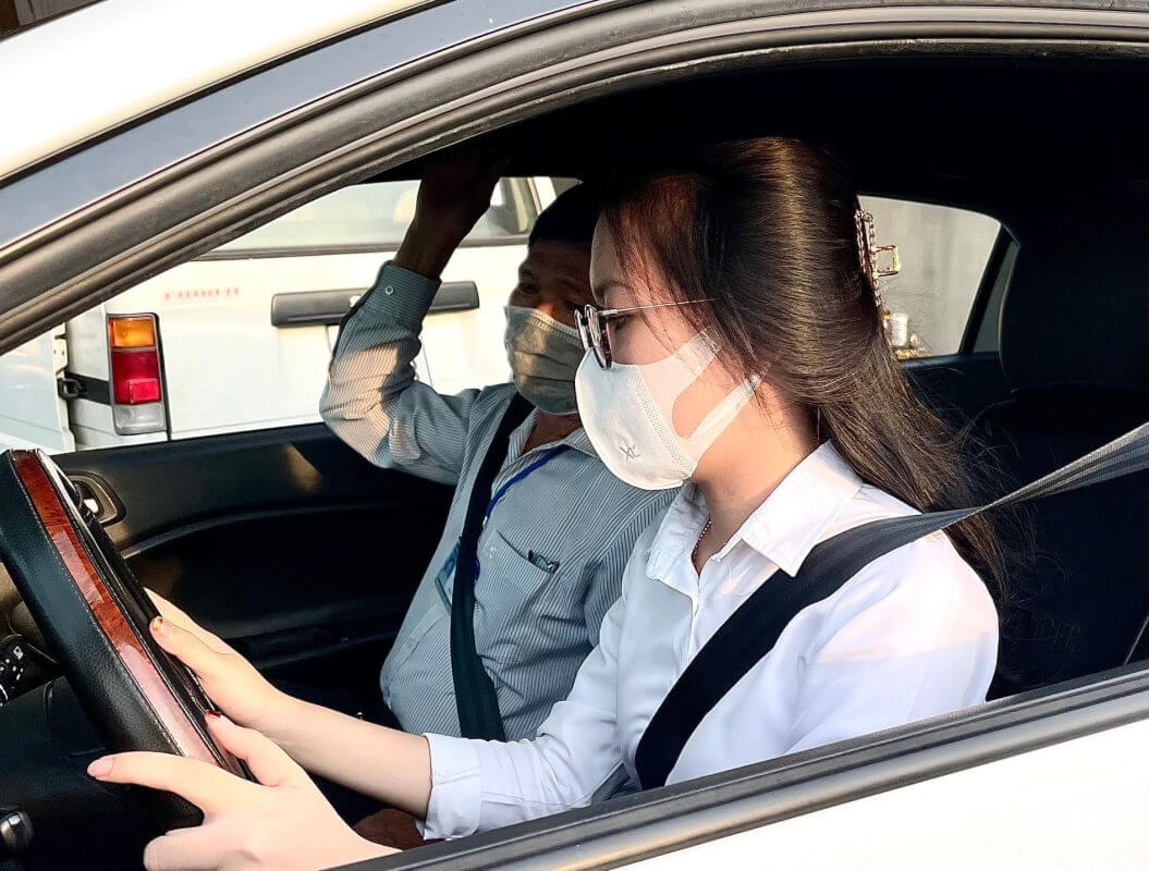 thuê thầy bổ túc tay lái