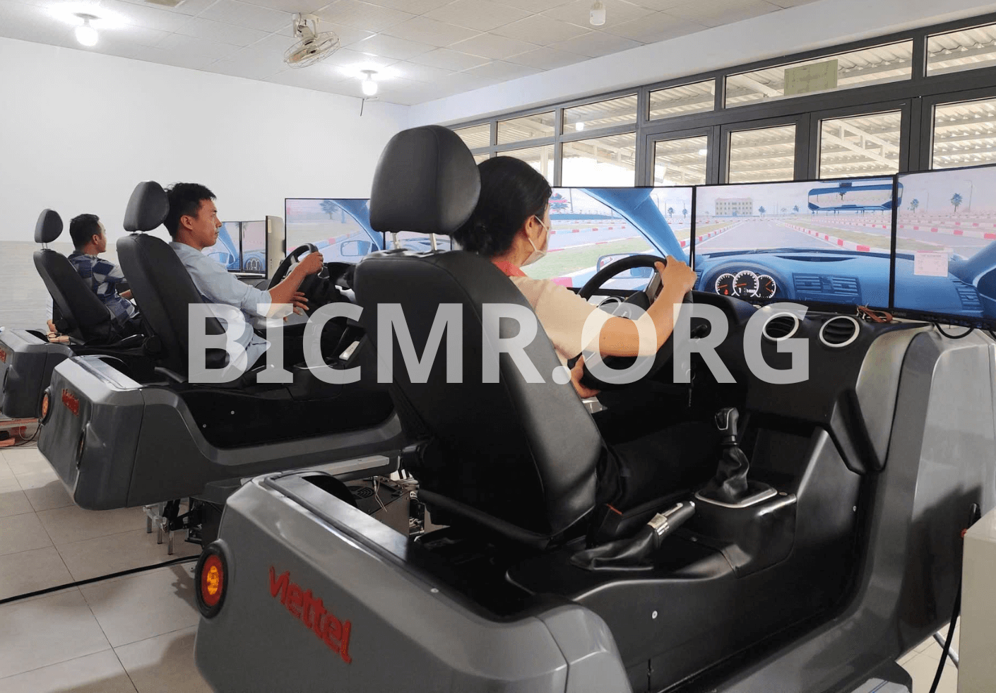 trường dạy nghề lái xe thành đạt tphcm 