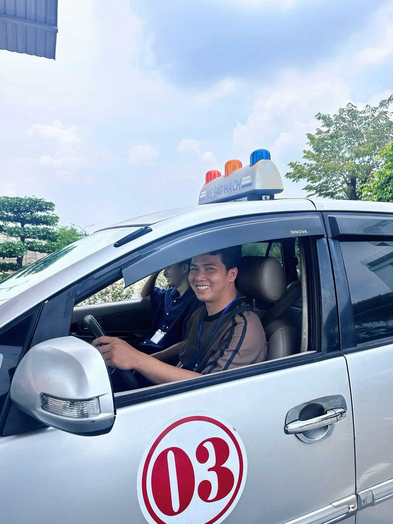 học lái xe ô tô bình tân
