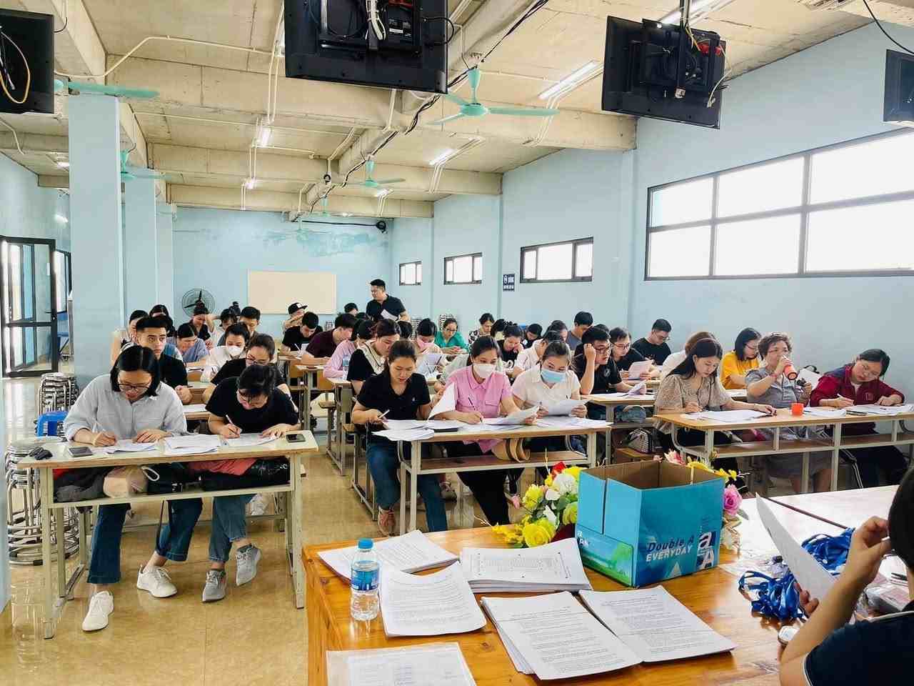 học phí lái xe trường khôi việt
